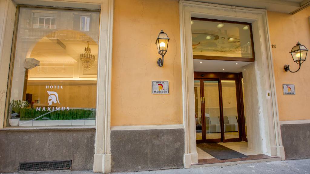 Hotel Maximus Rome | Official Site | 3 Stars Hotel Rome