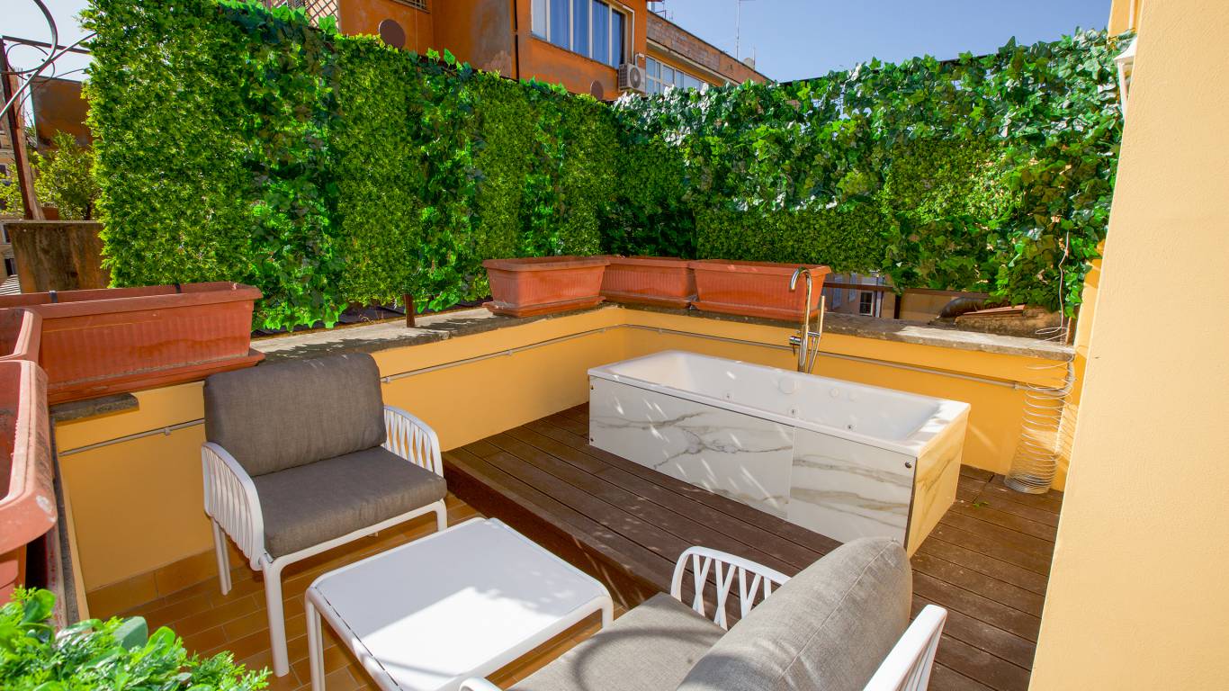 King--SUite--6---Hotel-Maximus-Roma