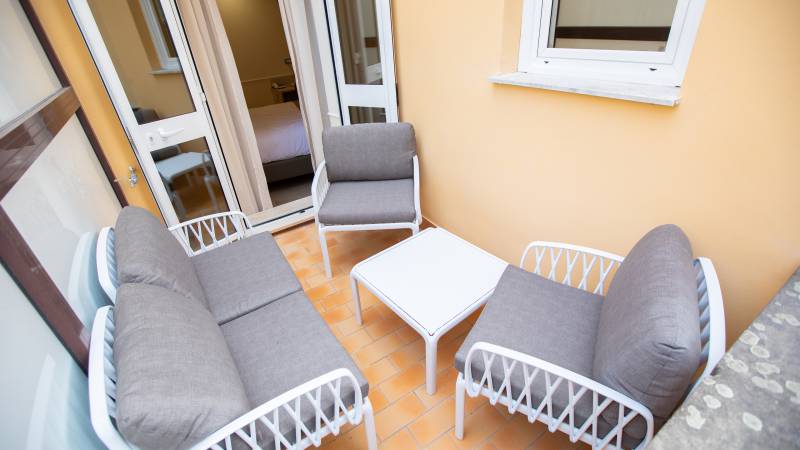 Double--with--Terrace--4---Hotel-Maximus-Roma